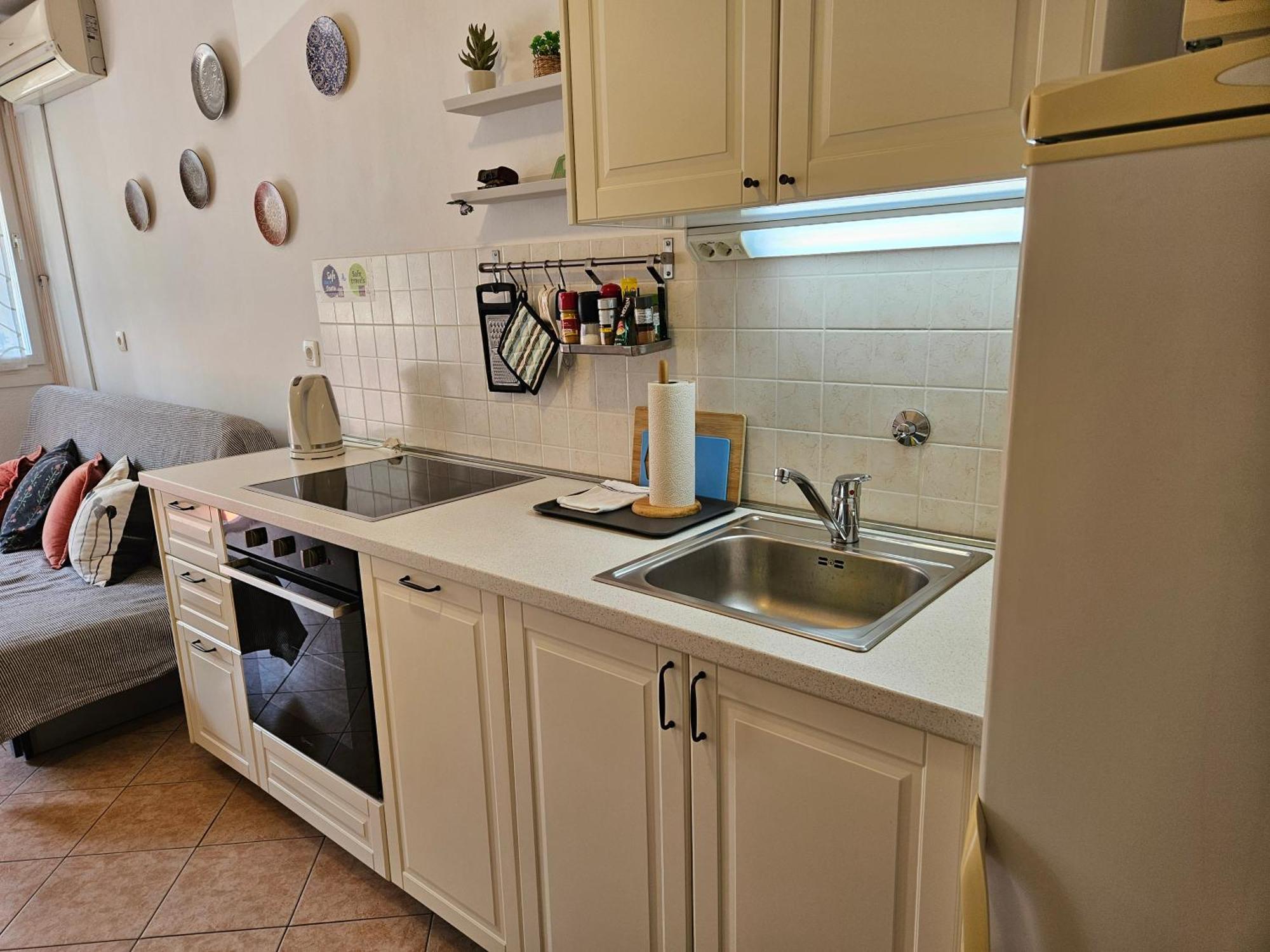 Apartment Romana With A Spacious Terrace สปลิท ภายนอก รูปภาพ