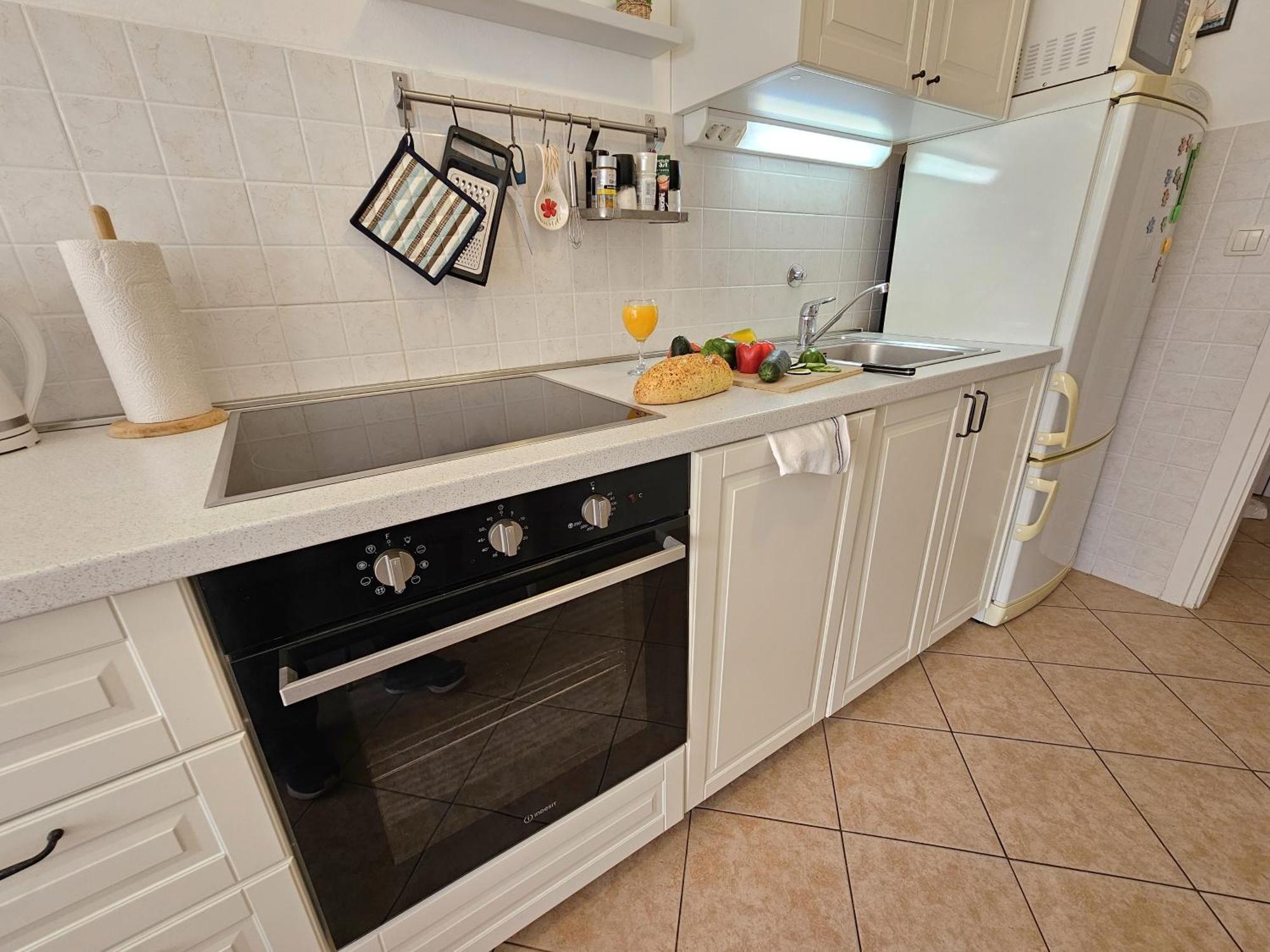 Apartment Romana With A Spacious Terrace สปลิท ภายนอก รูปภาพ